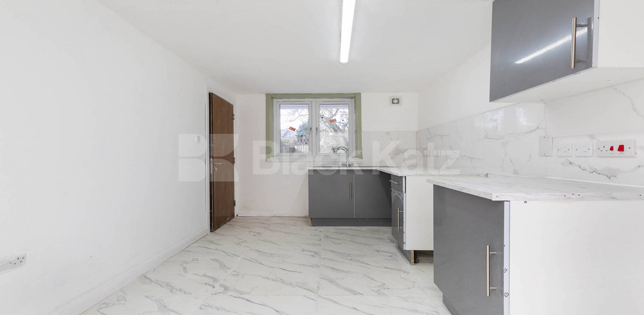 4 bedroom 4 bathroom house with large garden  Antill Road , Seven Sisters